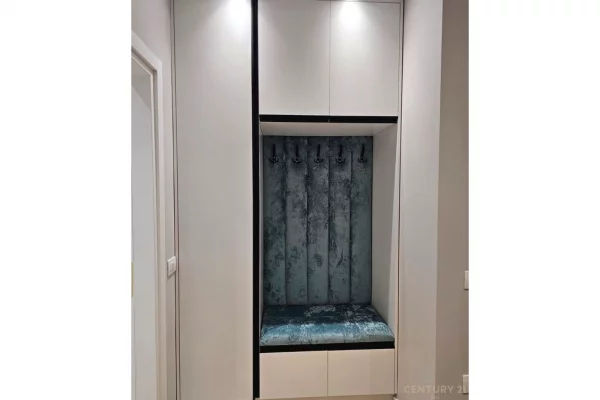 Appartamento in affitto a Tirana 1+1, Vuoto