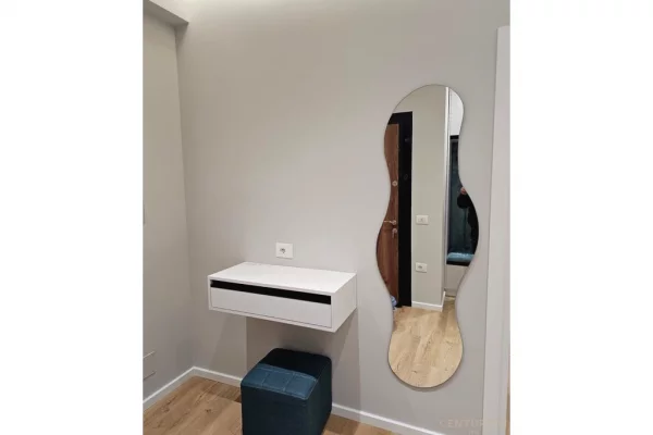 Appartamento in affitto a Tirana 1+1, Vuoto