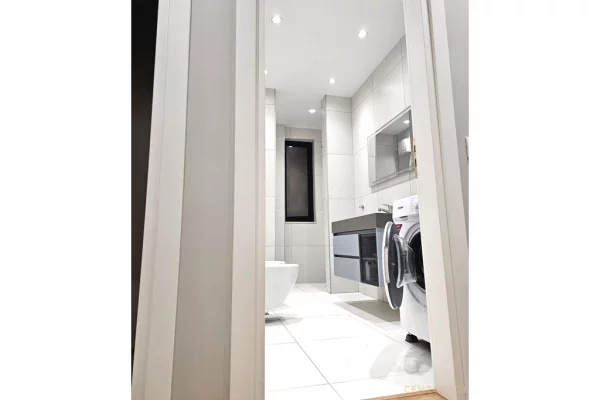 Appartamento in affitto a Tirana 1+1, Vuoto