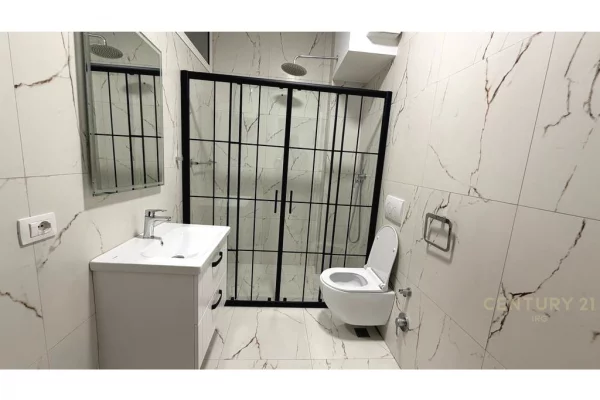 Appartamento in affitto a Tirana 2+1, Arredato