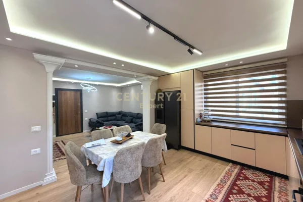 Shtepi ne shitje Apartament ne Tirane, 1+1, Mobilimi E mobiluar, Pagesa 115,000  Euro.