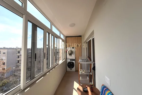 Shtepi ne shitje Apartament ne Tirane, 1+1, Mobilimi E mobiluar, Pagesa 115,000  Euro.