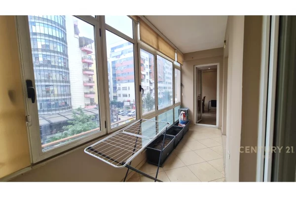 Appartamento in affitto a Tirana 2+1, Arredato