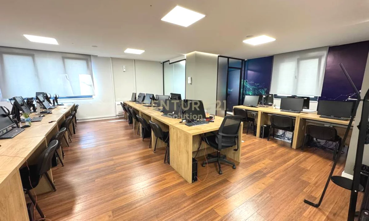 AMBIENT BIZNESI PER QIRA TEK SHALLVARET!