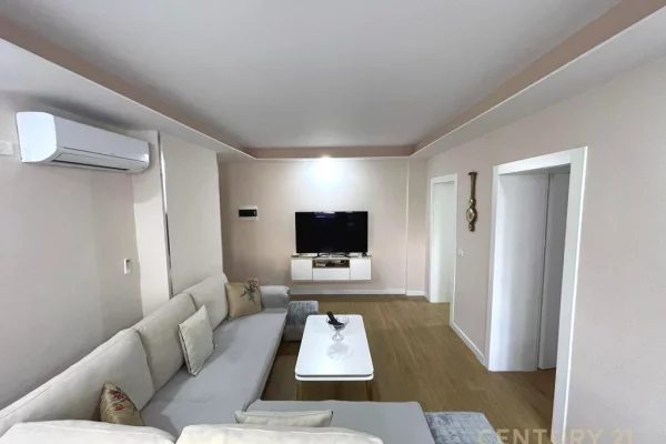 Casa in affitto 1+1 a Tirana - 800 Euro