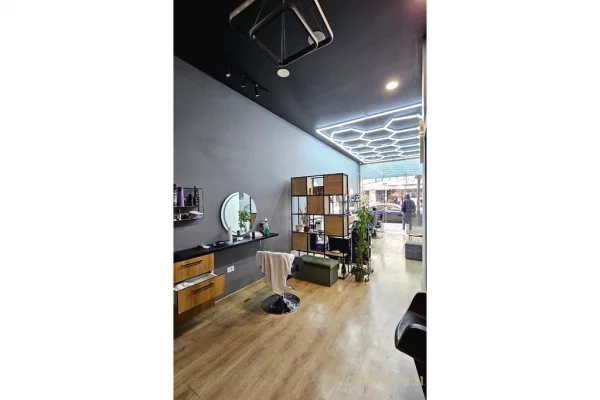 Business Property for Rent 1+1 in Tirana - 700 Euro