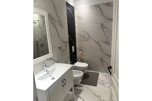 Appartamento in affitto a Tirana 1+1, Arredato