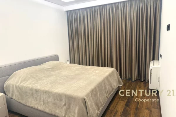 Appartamento in affitto a Tirana 1+1, Arredato