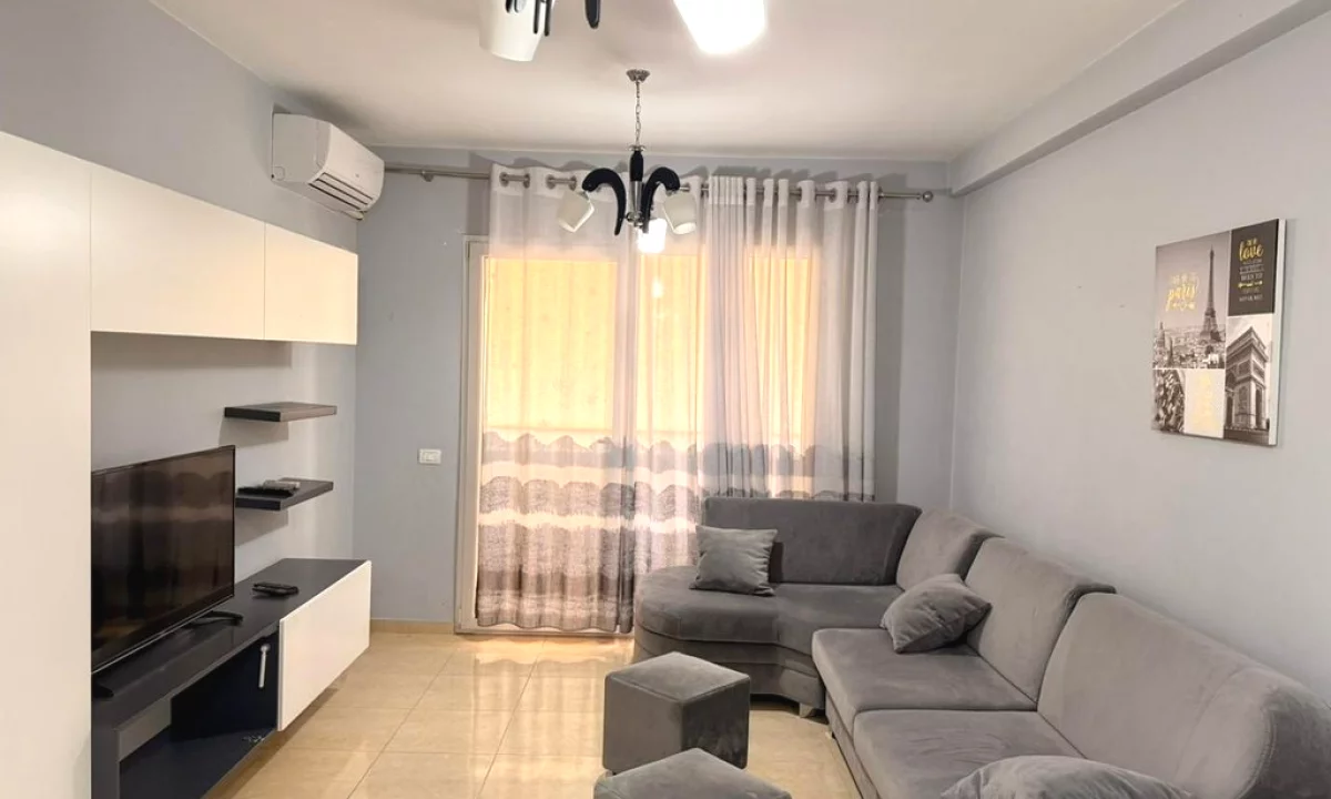 SHESIM APARTAMENT 2+1 PRANE KIKA 2 KOMUNA E PARISIT!
