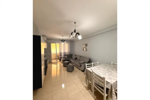 SHESIM APARTAMENT 2+1 PRANE KIKA 2 KOMUNA E PARISIT!