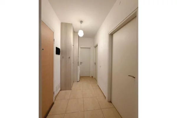 SHESIM APARTAMENT 2+1 PRANE KIKA 2 KOMUNA E PARISIT!