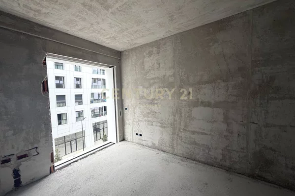 Shtepi ne shitje Apartament ne Tirane, 2+1, Mobilimi Bosh, pa mobiluar, Pagesa 172,000  Euro.