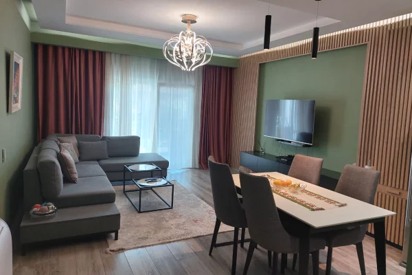 Jepet me qira apartament 3+1+2 te Selvia