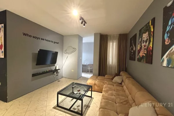 Apartment for sale in Tirana 3+1, Emty