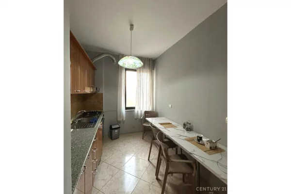 Apartment for sale in Tirana 3+1, Emty