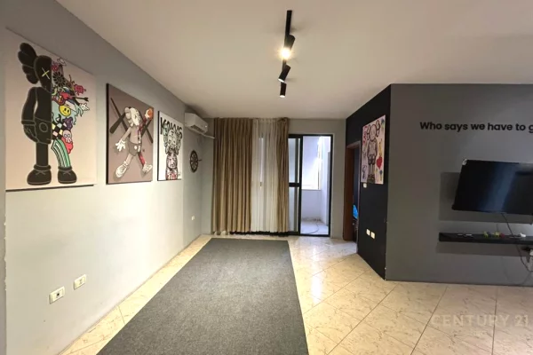 Apartment for sale in Tirana 3+1, Emty