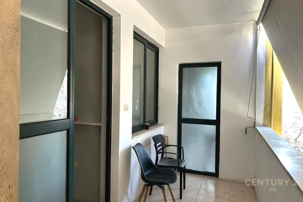 Apartment for sale in Tirana 3+1, Emty