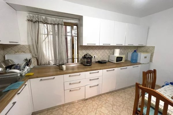 Apartment for sale in Tirana 1+1, Furnished