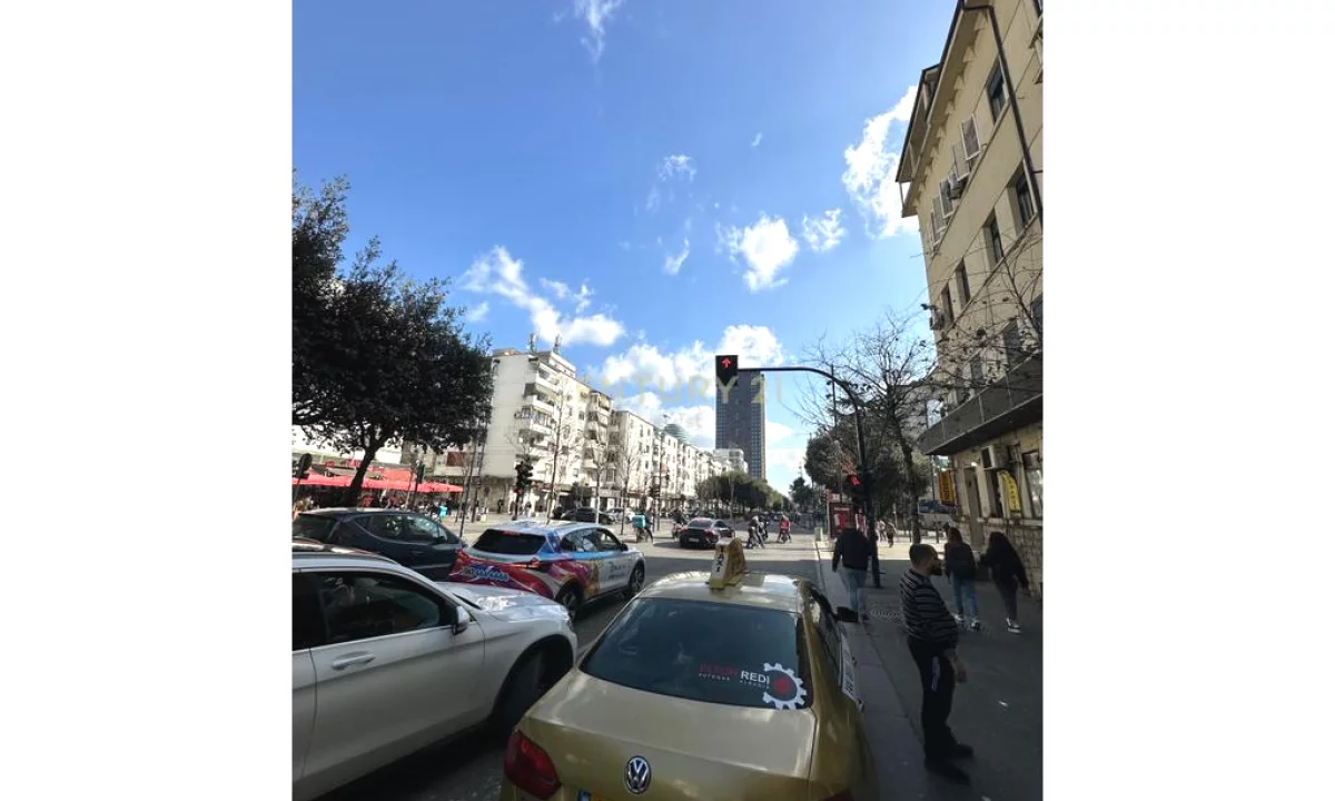 Apartment for sale in Tirana 2+1, Furnished