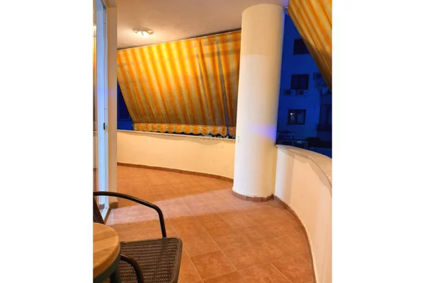 Apartment for sale in Tirana 4+1, In Part