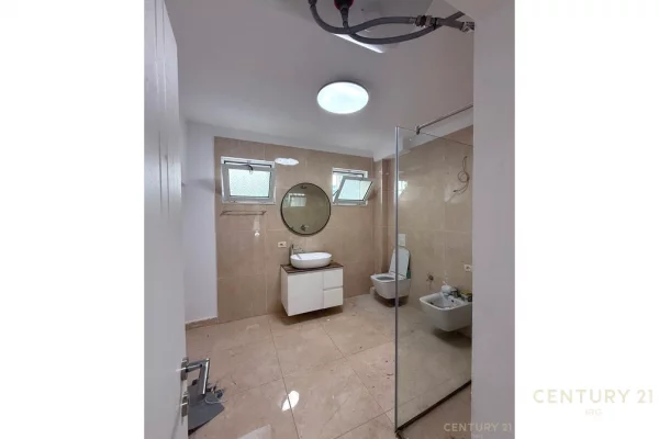 Apartment for sale in Tirana 2+1, Emty