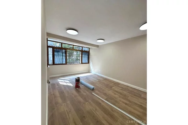 Apartment for sale in Tirana 2+1, Emty