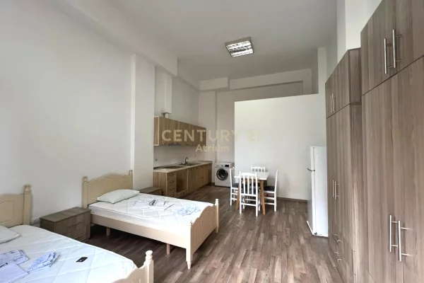 Shtepi me qera Garsoniere ne Tirane - 420 Euro
