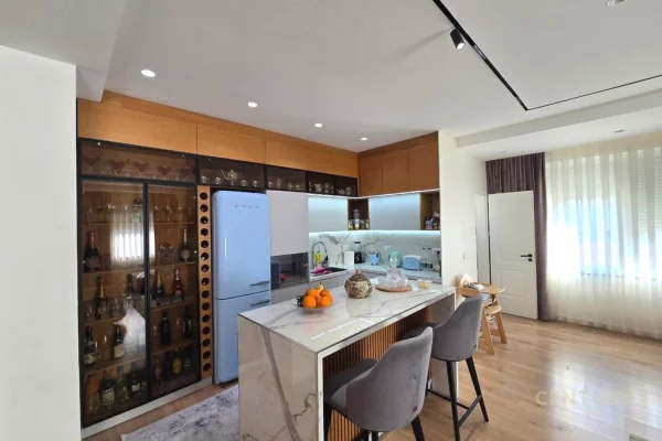 Apartment for sale in Tirana 3+1, Furnished