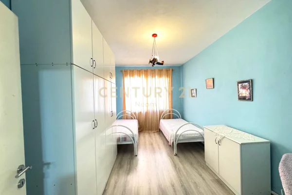 Shtepi me qera Apartament ne Tirane, 2+1, Mobilimi E mobiluar, Pagesa 580  Euro.