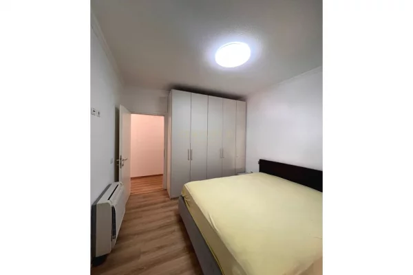 JAPIM ME QIRA AMBIENT PER BIZNES PRANE 9-KATESHEVE