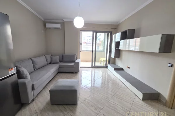 APARTAMENT 1+1 ME QiRA NE MISTO MAME!