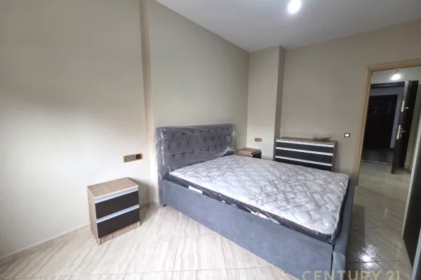 Appartamento in affitto a Tirana 1+1, Arredato