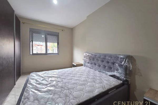 Appartamento in affitto a Tirana 1+1, Arredato