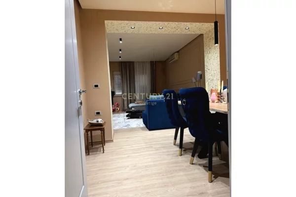 Duplex (2 storey house) for sale in Tirana 3+1, Furnished