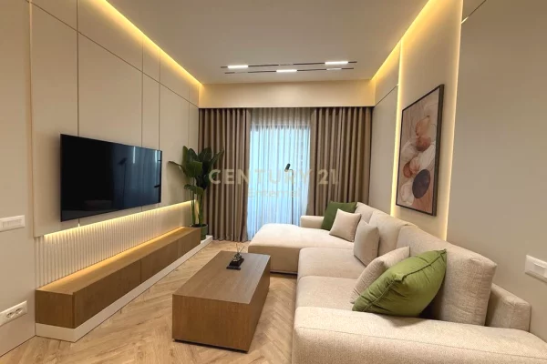 House for Rent 2+1 in Tirana - 1,800 Euro