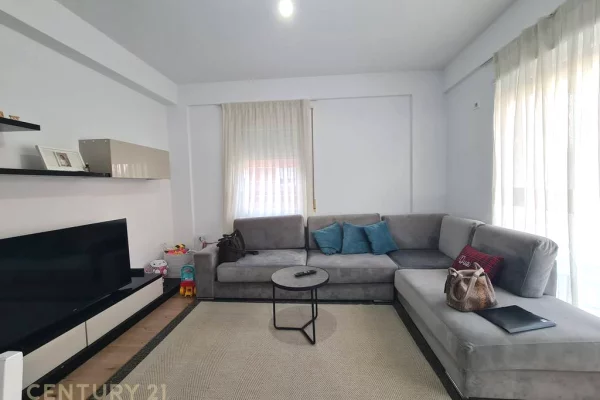 Apartment for sale in Tirana 1+1, Furnished
