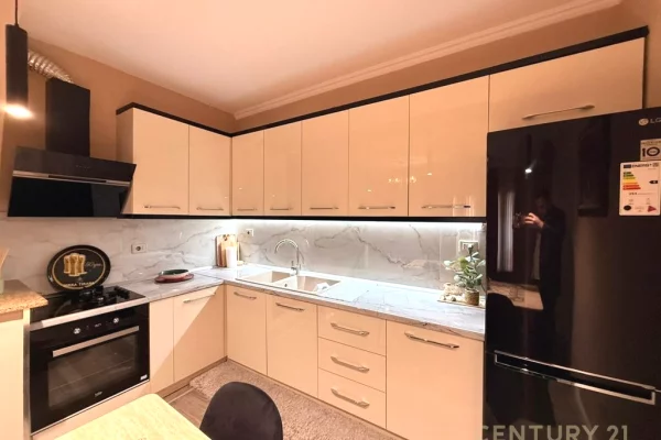 Apartment for rent in Tirana 2+1, Furnished