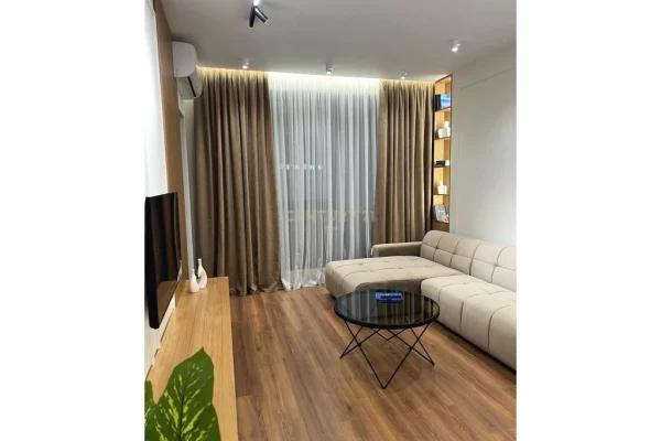 APARTAMENT 1+1 ME QIRA TEK KOMPLEKSI ERLI .