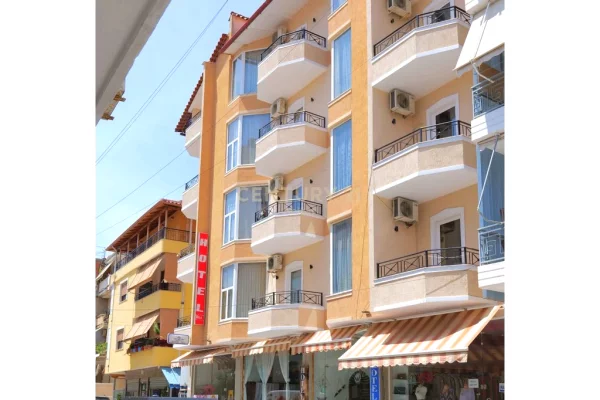 HOTEL ME QIRA NE SARANDE| 18 DHOMA