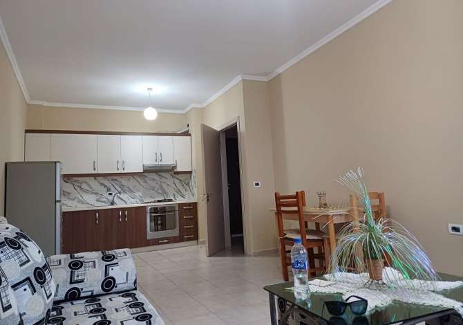 Shtepi me qera 1+1 ne Tirane - 370 Euro
