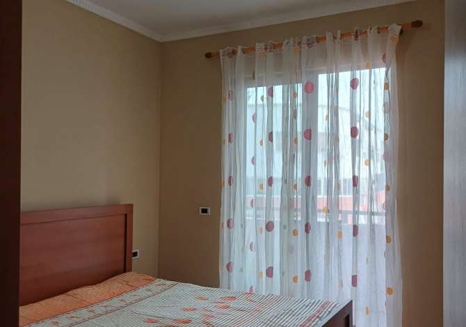 Shtepi me qera 1+1 ne Tirane - 370 Euro