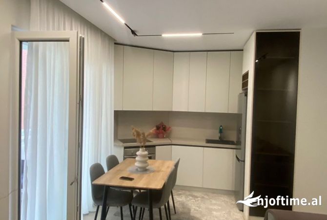 Shtepi me qera 1+1 ne Tirane - 550 Euro