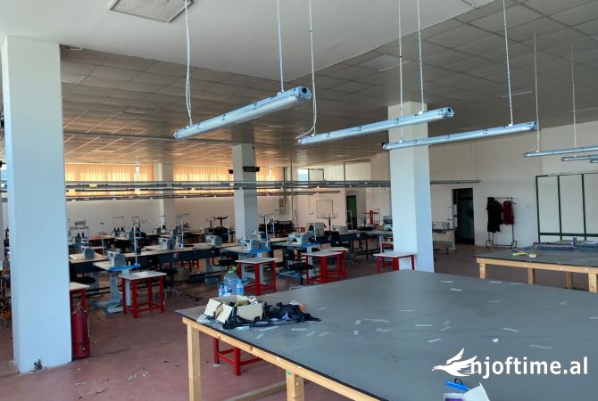 Ambient biznesi me qera 4+1 ne Tirane - 1,200 Euro