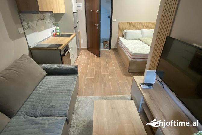 Shtepi me qera Garsoniere ne Tirane - 450 Euro