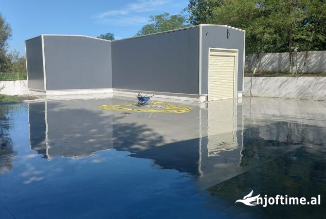 Shiten 2 Kapanone +1400m2 toke Rinas Okazion