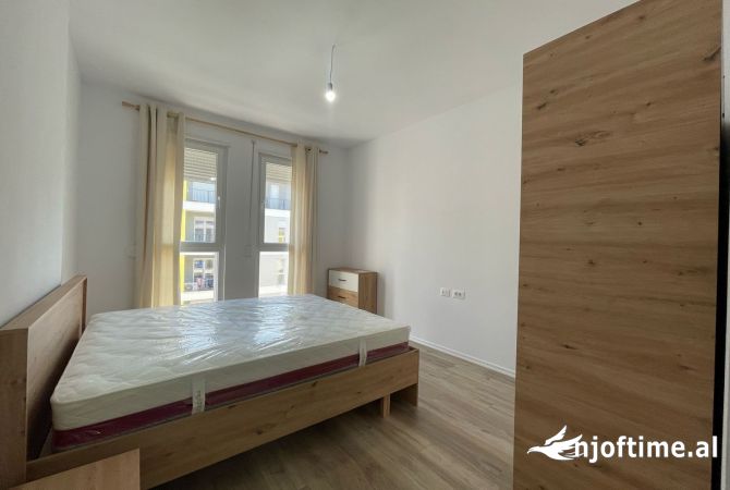Shtepi me qera Apartament ne Tirane, 2+1, Mobilimi E mobiluar, Pagesa 450  Euro.