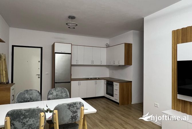 Shtepi me qera 2+1 ne Tirane - 450 Euro