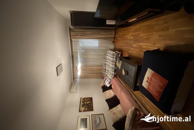 Shtepi ne shitje 3+1 ne Tirane - 180,000 Euro