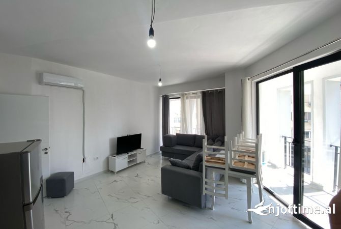 Shtepi me qera 2+1 ne Tirane - 500 Euro