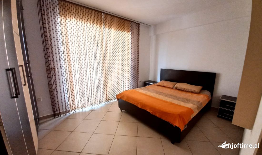 Shtepi me qera Apartament ne Tirane, 1+1, Mobilimi E mobiluar, Pagesa 370  Euro.